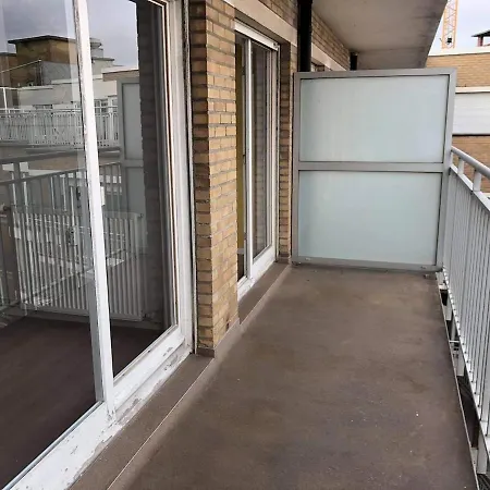 Lovely With Pool And Sea View Appartement *