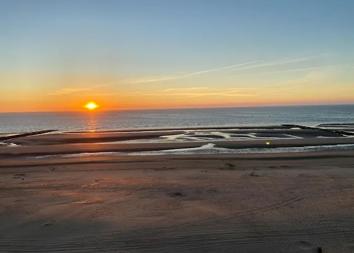 Apartament Lovely With Pool And Sea View Koksijde