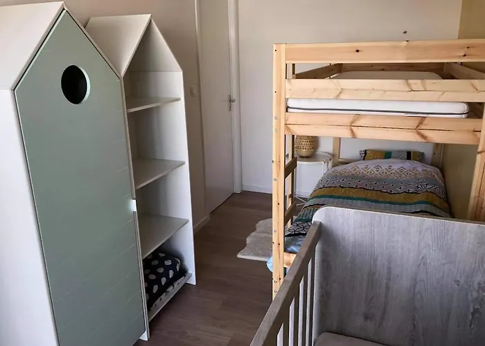 Apartament Lovely With Pool And Sea View